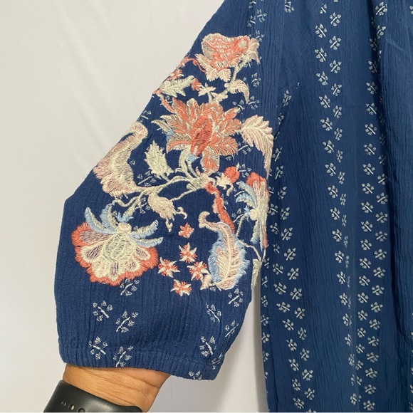 J.Jill Embroidered Tunic Dress Blue Floral Peasant Tassel Tie Cottagecore M Peti - Picture 3 of 9